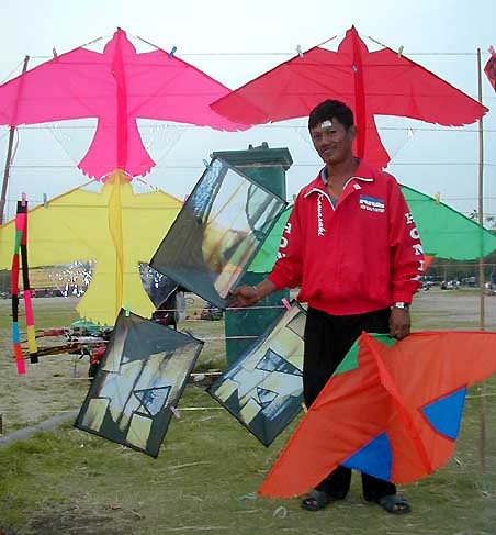kiteshop thai kitemaker meets screenies travelkites