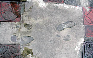 foot prints cementery